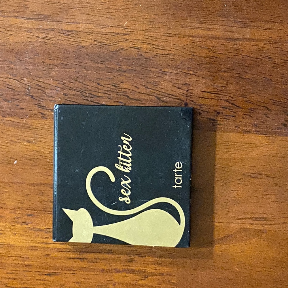 ⭐️Tarte sex kitten eyeshadow palette⭐️